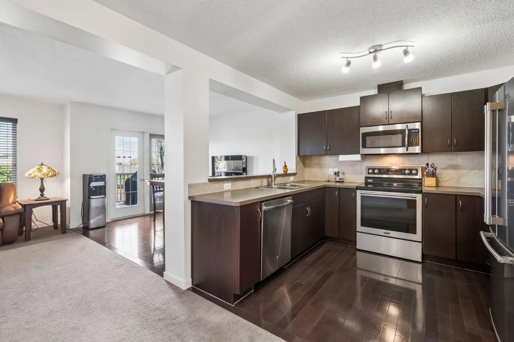 150 River Heights Crescent Cochrane AB T4C 0J5