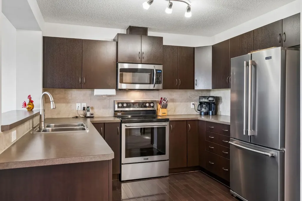 150 River Heights Crescent Cochrane AB T4C 0J5