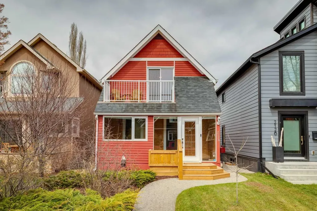 2128 Broadview Road NW Calgary AB T2N3H9