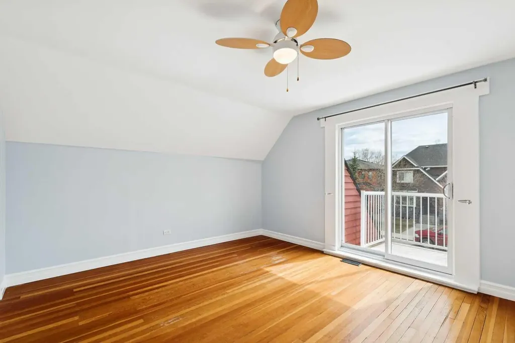 2128 Broadview Road NW Calgary AB T2N3H9