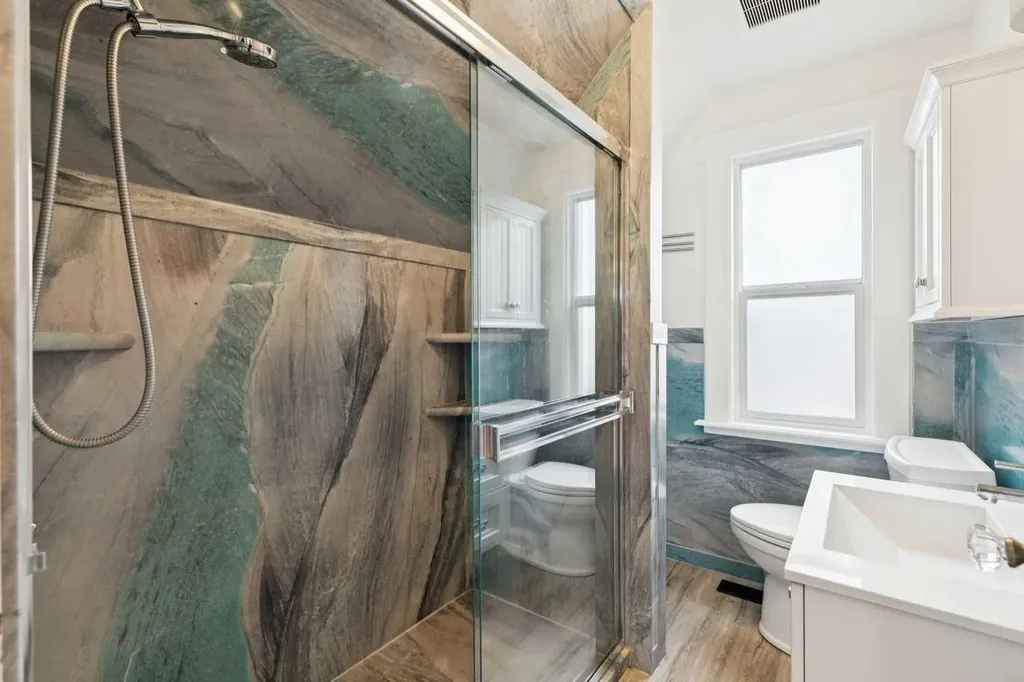 2128 Broadview Road NW Calgary AB T2N3H9