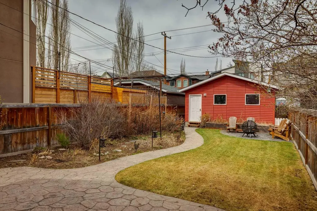 2128 Broadview Road NW Calgary AB T2N3H9