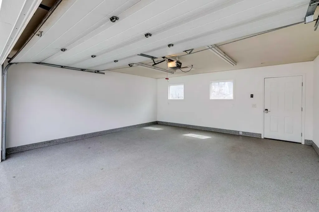 2128 Broadview Road NW Calgary AB T2N3H9