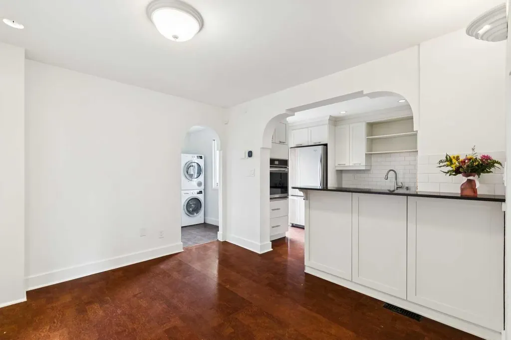 2128 Broadview Road NW Calgary AB T2N3H9
