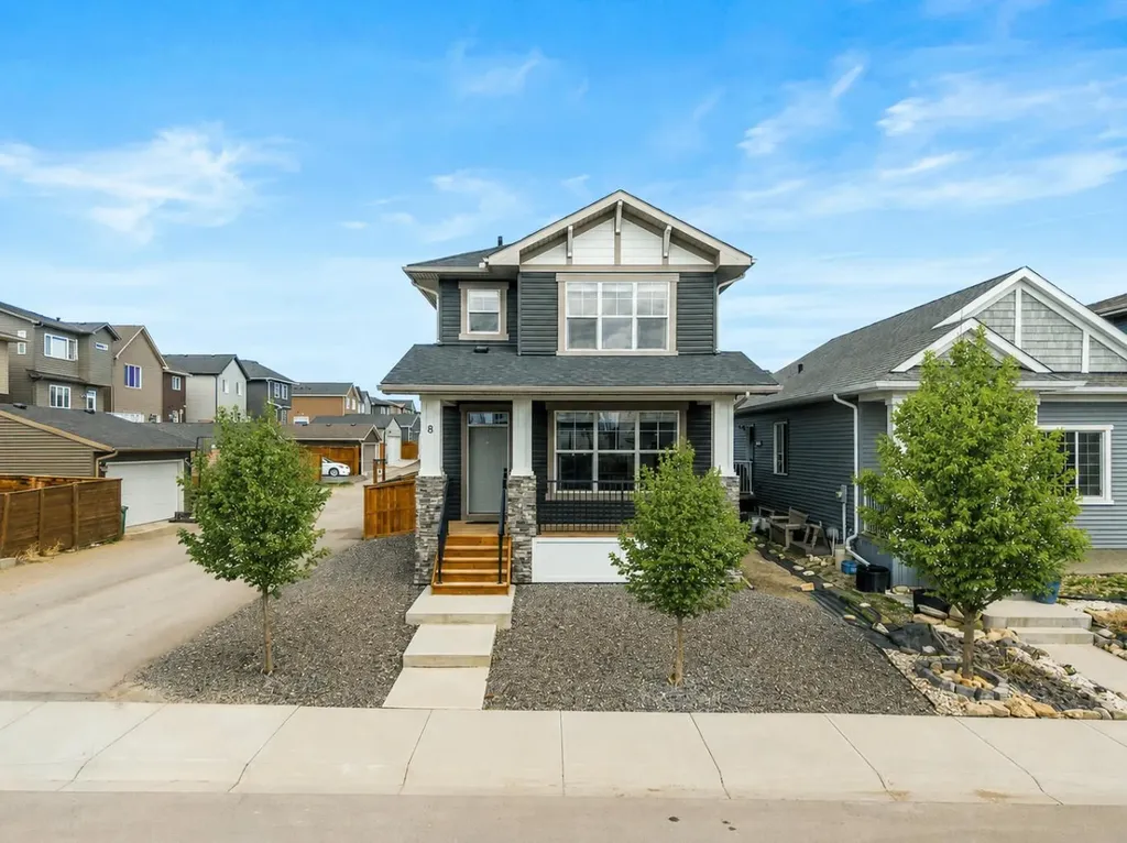 8 Bergamot Street Okotoks AB T1S 5R9