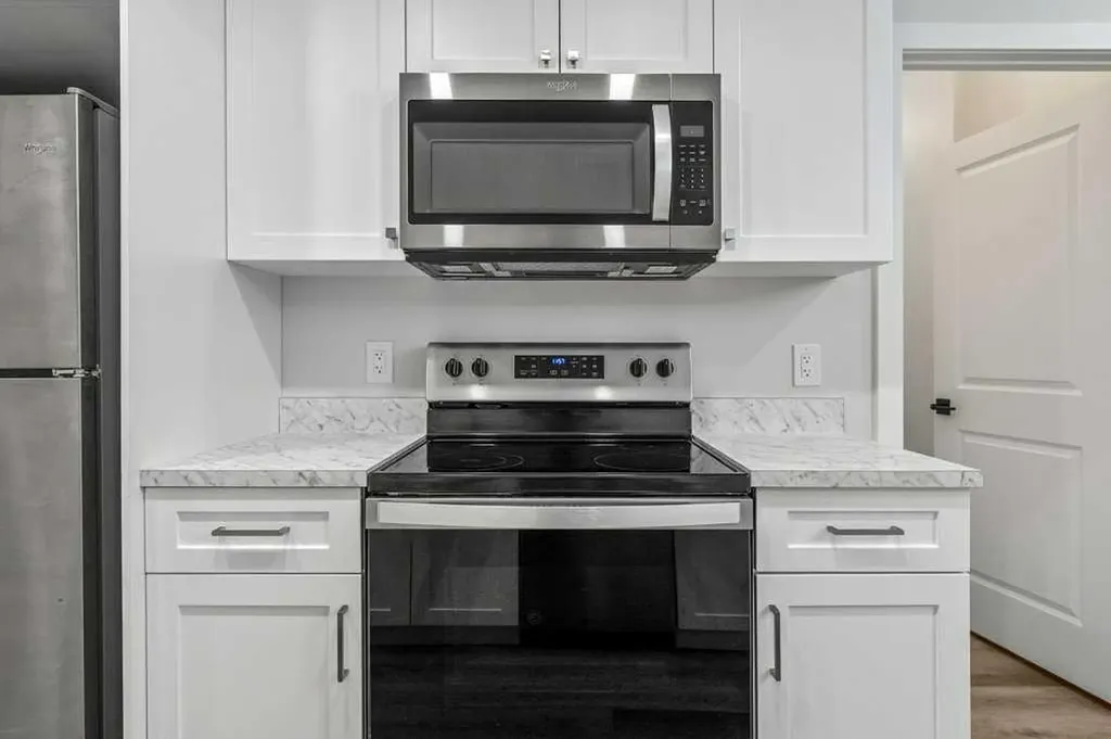 8 Bergamot Street Okotoks AB T1S 5R9