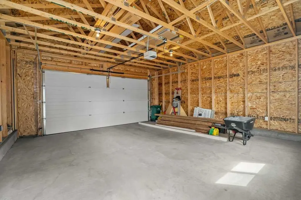 8 Bergamot Street Okotoks AB T1S 5R9