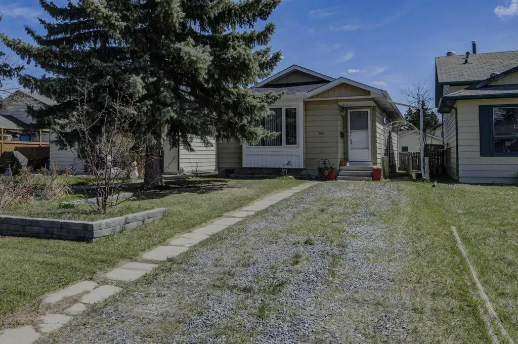 184 Erin Croft Crescent SE Calgary AB T2B 2V1