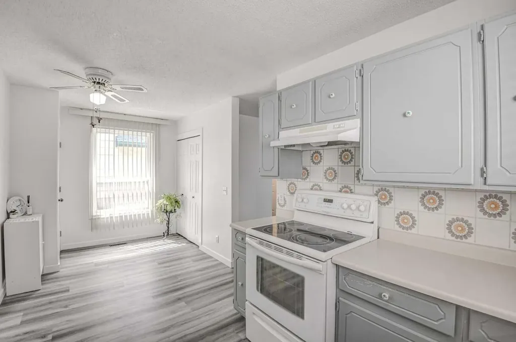 184 Erin Croft Crescent SE Calgary AB T2B 2V1
