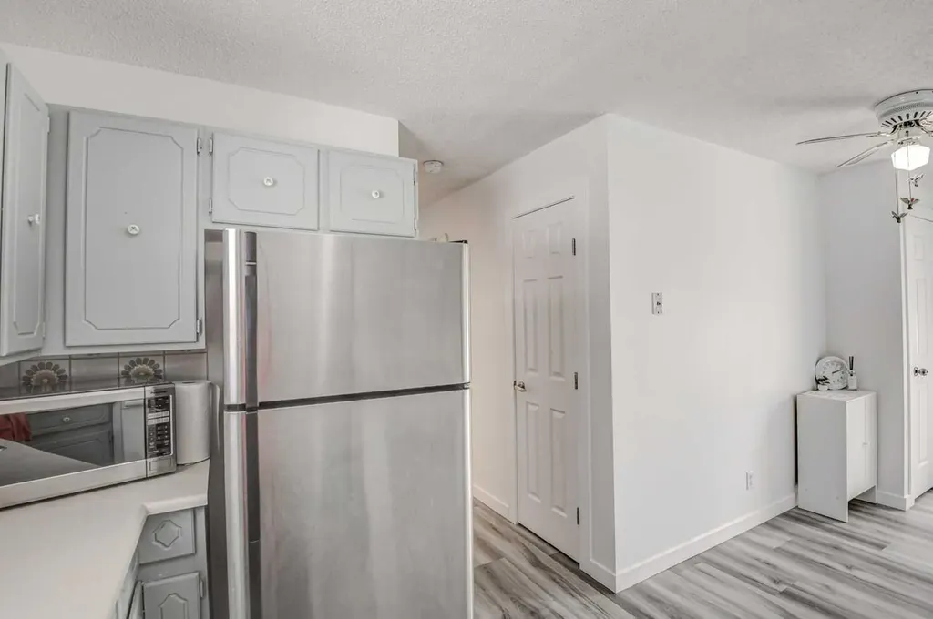 184 Erin Croft Crescent SE Calgary AB T2B 2V1