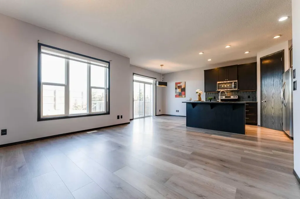 277 Panora Way NW Calgary AB T3K 0T9