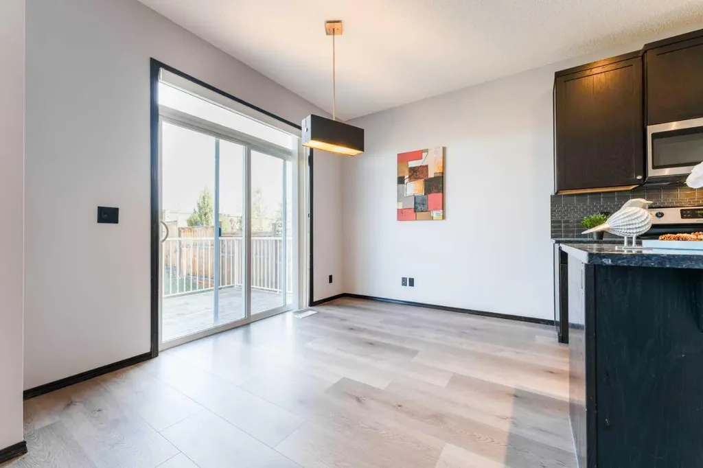 277 Panora Way NW Calgary AB T3K 0T9