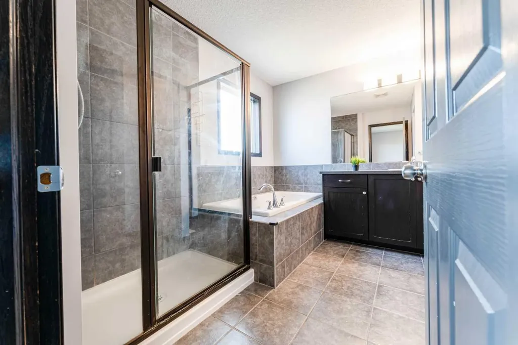 277 Panora Way NW Calgary AB T3K 0T9
