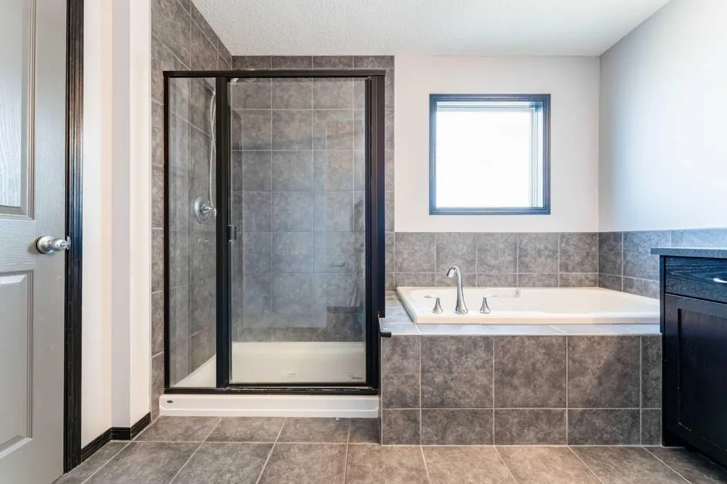 277 Panora Way NW Calgary AB T3K 0T9