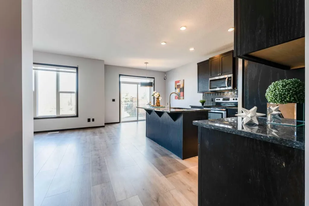 277 Panora Way NW Calgary AB T3K 0T9