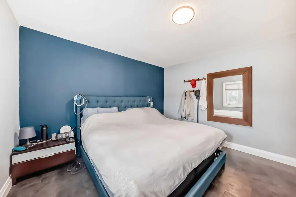 5224 19 Avenue NW Calgary AB T3B0T2