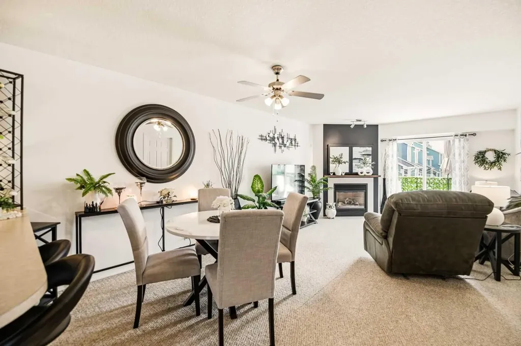5220 50a Avenue Sylvan Lake AB T4S 1E5
