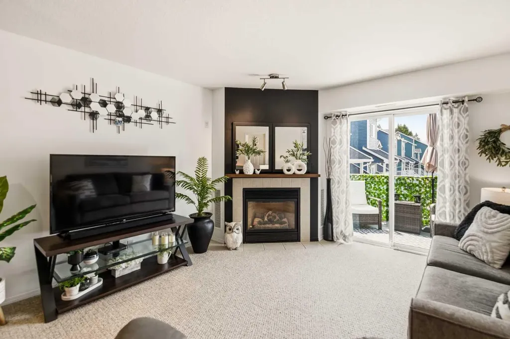 5220 50a Avenue Sylvan Lake AB T4S 1E5