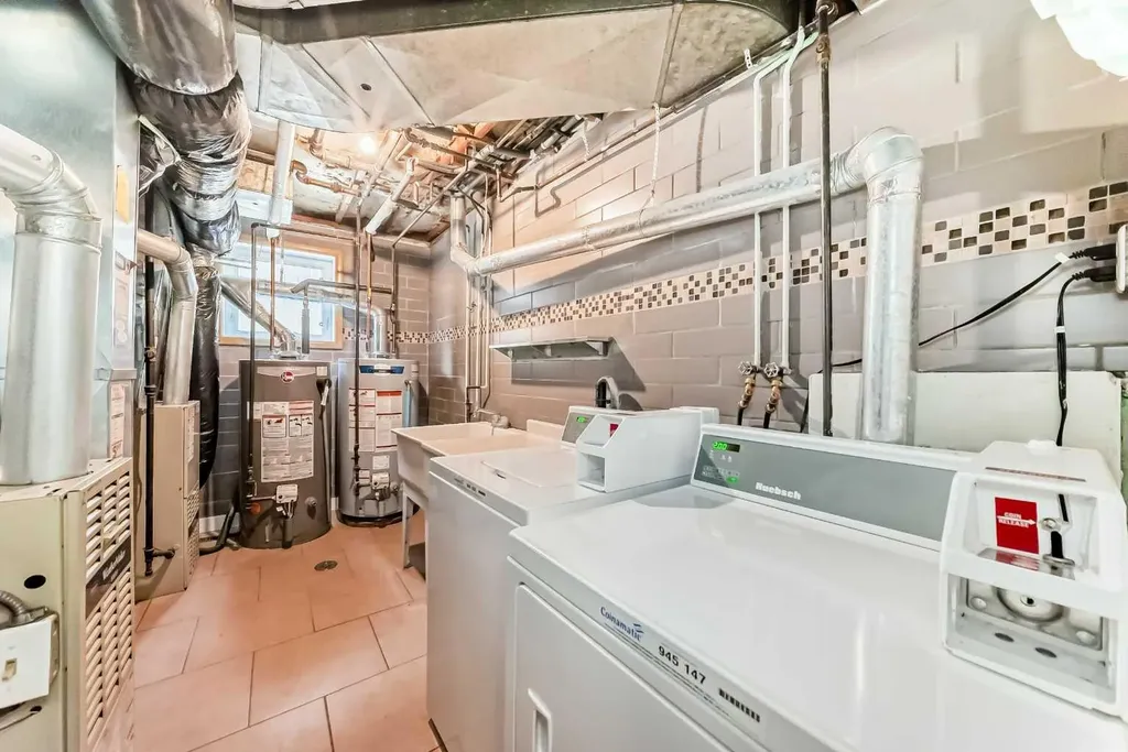 604 69 Avenue SW Calgary AB T2V 0N9