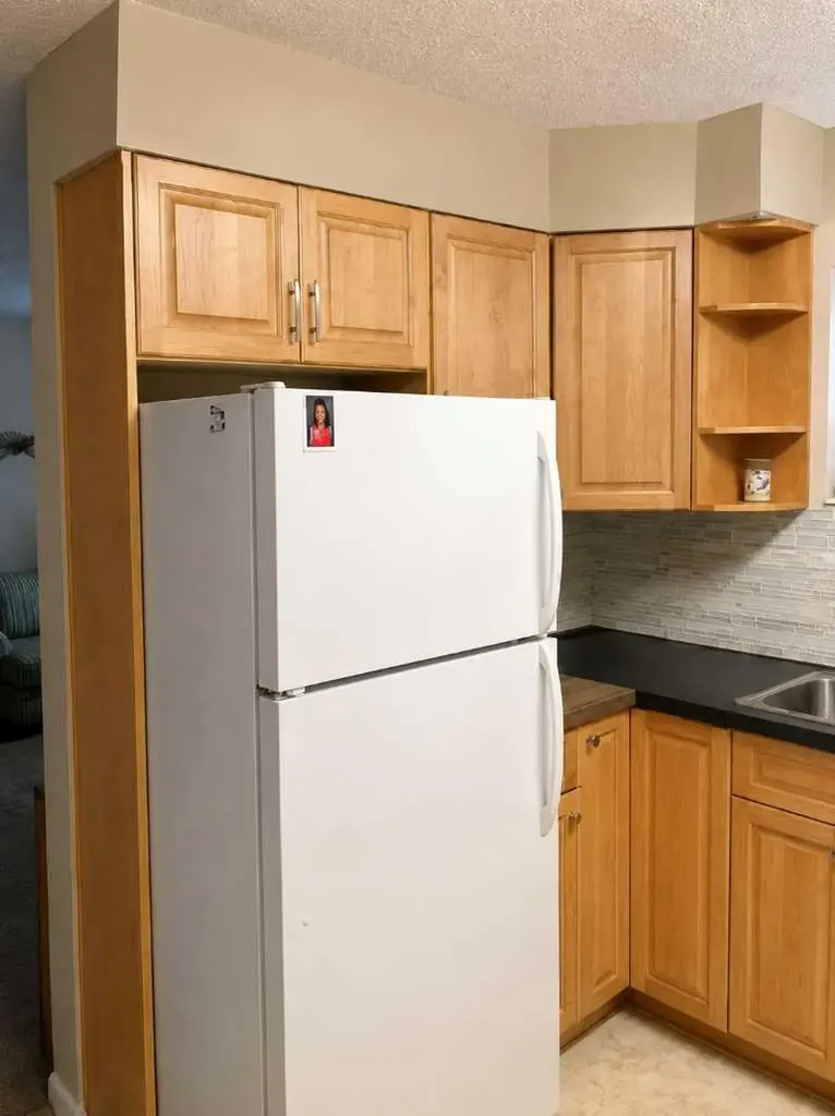604 69 Avenue SW Calgary AB T2V 0N9