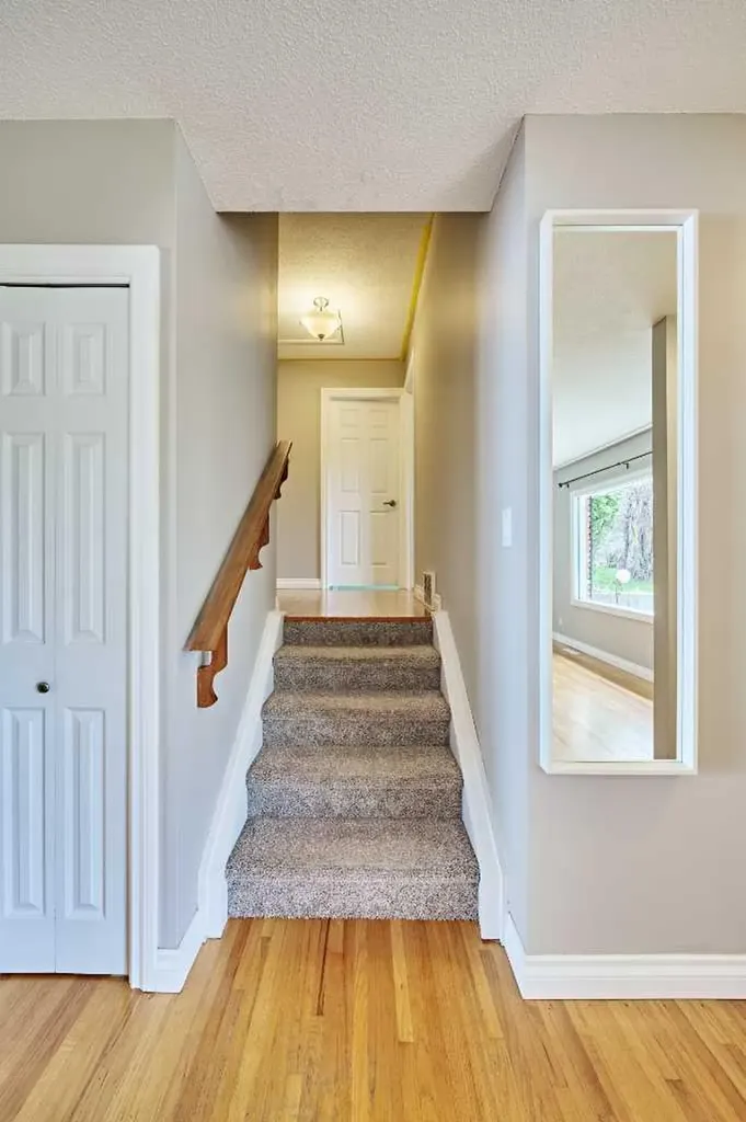 612 101 Avenue SW Calgary AB T2W0A1