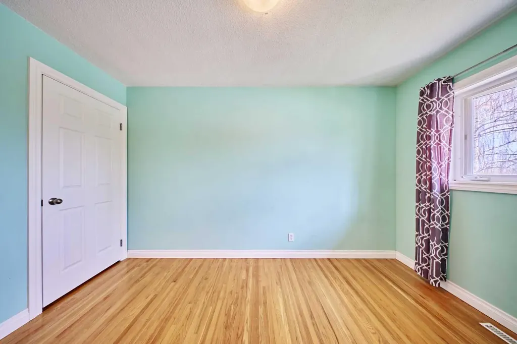 612 101 Avenue SW Calgary AB T2W0A1