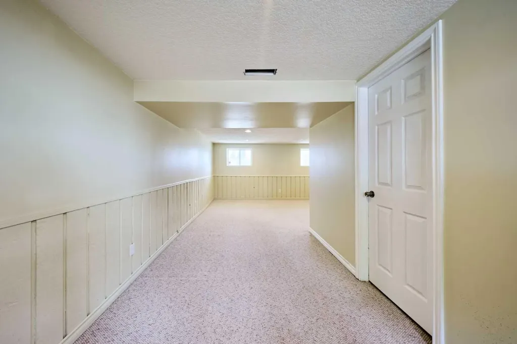 612 101 Avenue SW Calgary AB T2W0A1
