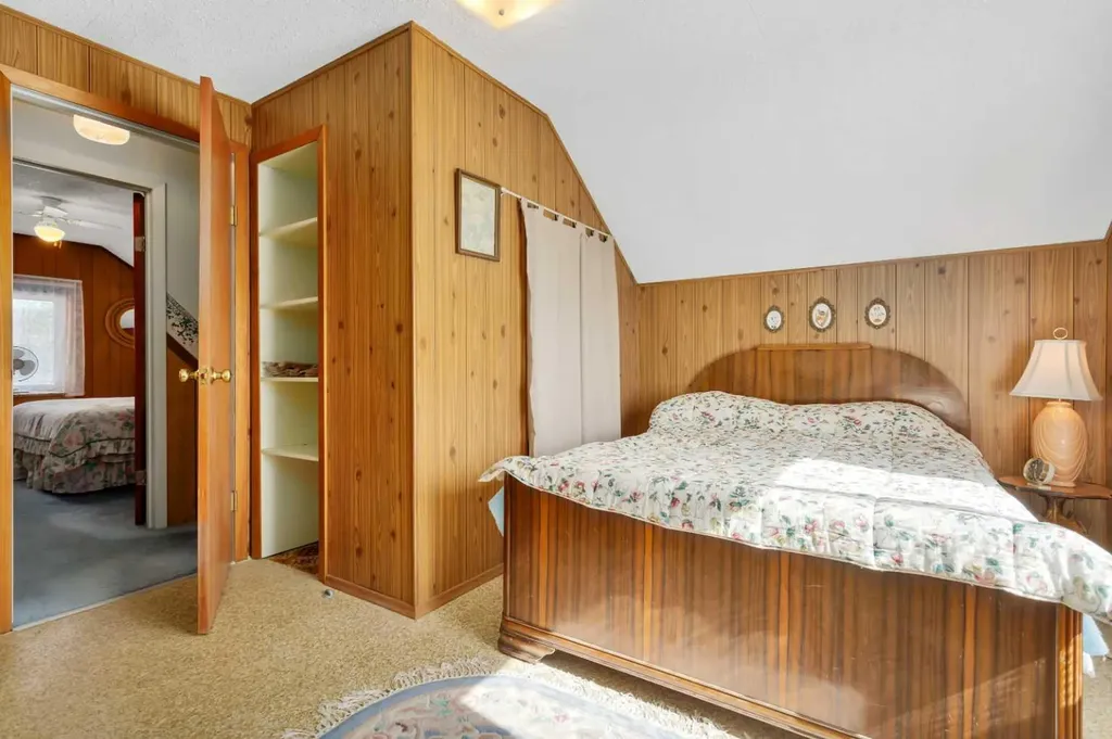 5004 55 Avenue Ponoka AB T4J 1H3
