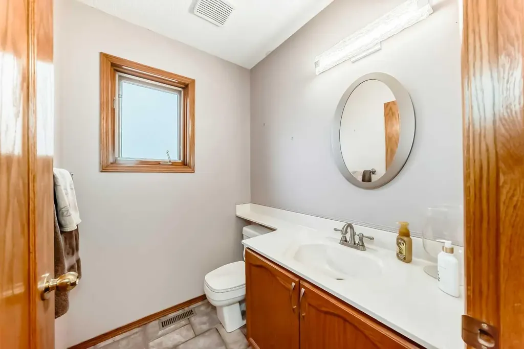 402 Citadel Hills Circle NW Calgary AB T3G 3V7
