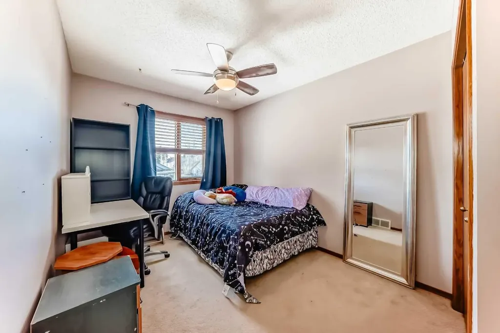 402 Citadel Hills Circle NW Calgary AB T3G 3V7