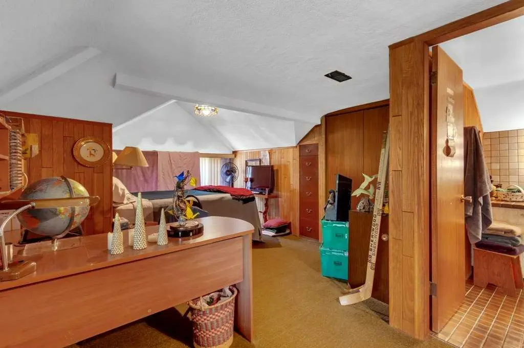 501 Buffalo Street Banff AB T1L 1A1