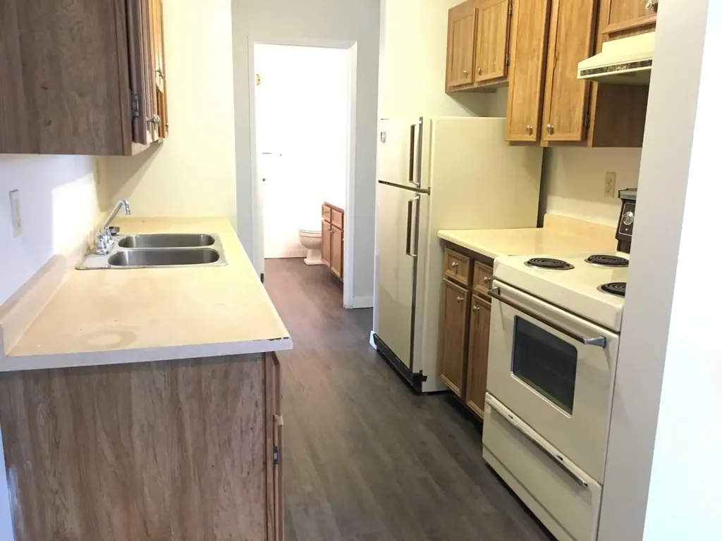 27 Bennett Street Red Deer AB T4R 1V3