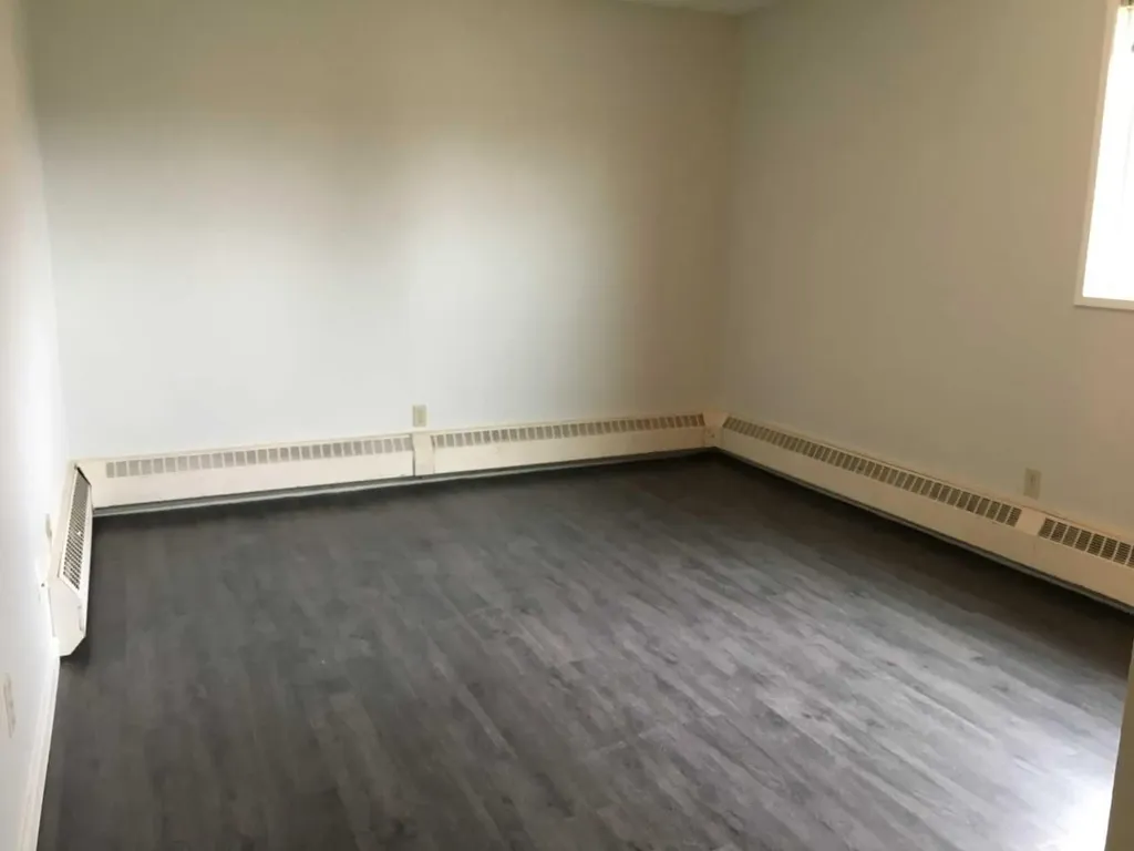 27 Bennett Street Red Deer AB T4R 1V3