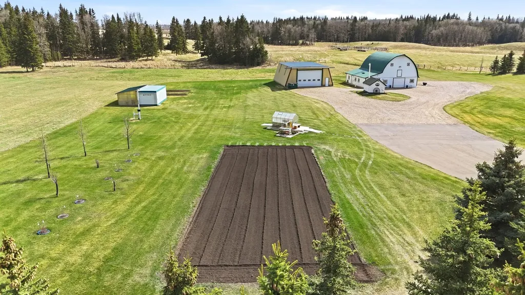 20019 Township Road 422 Rural Ponoka County AB T0C 0J0