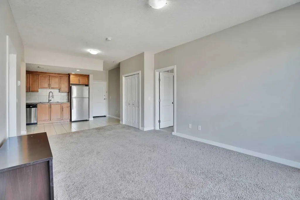 330 2nd Street W Brooks AB T1R 0E9