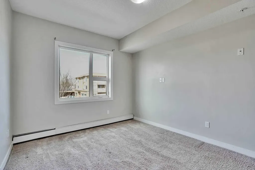 330 2nd Street W Brooks AB T1R 0E9