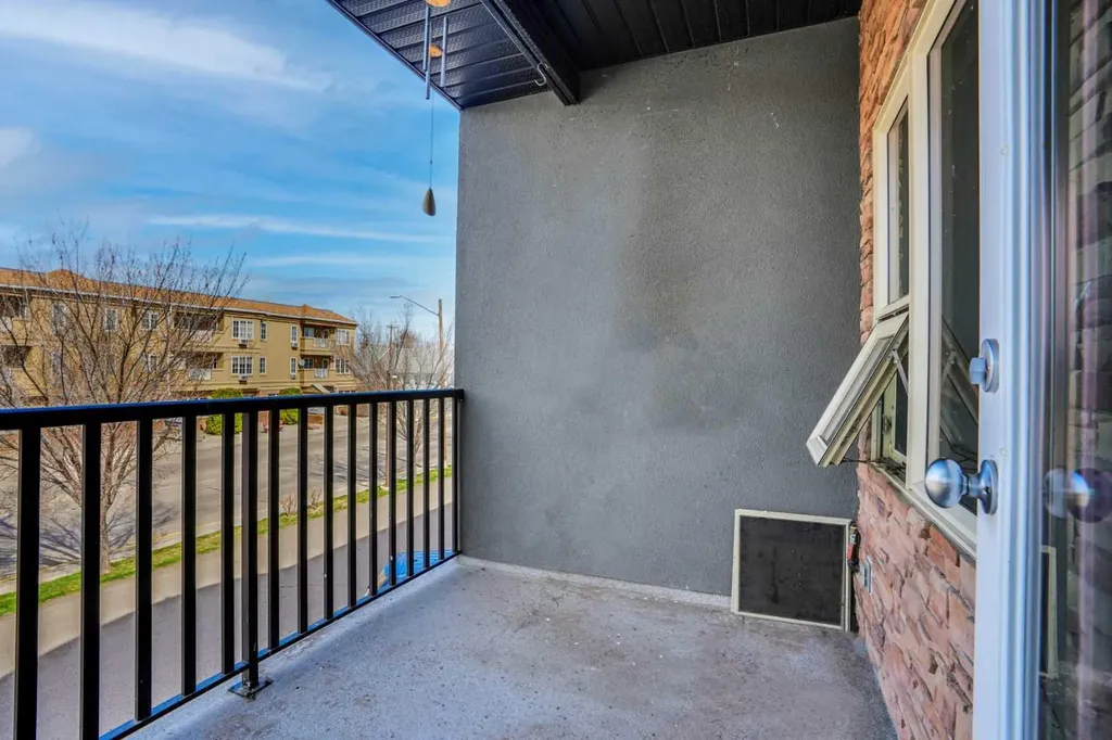 330 2nd Street W Brooks AB T1R 0E9