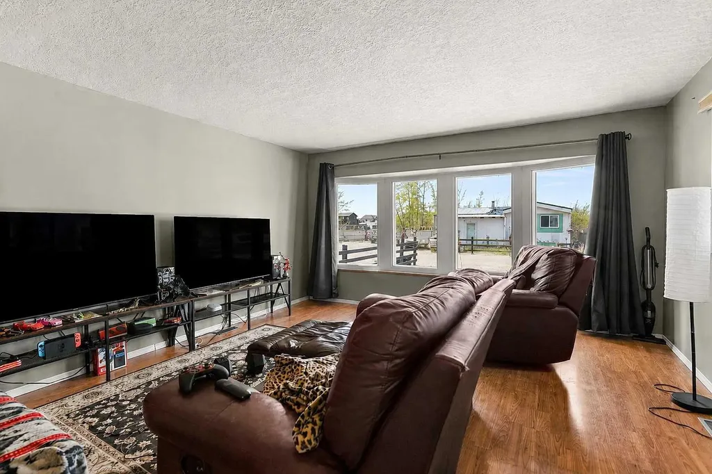 55037 714 Township Grande Prairie AB T8X4A9