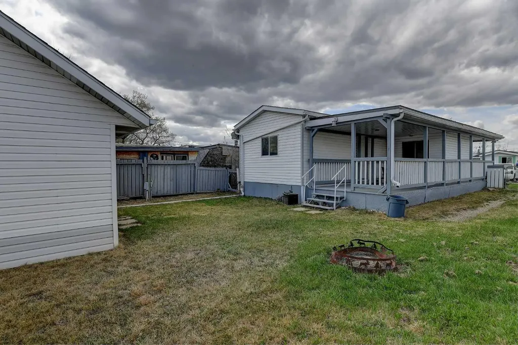55037 714 Township Grande Prairie AB T8X4A9