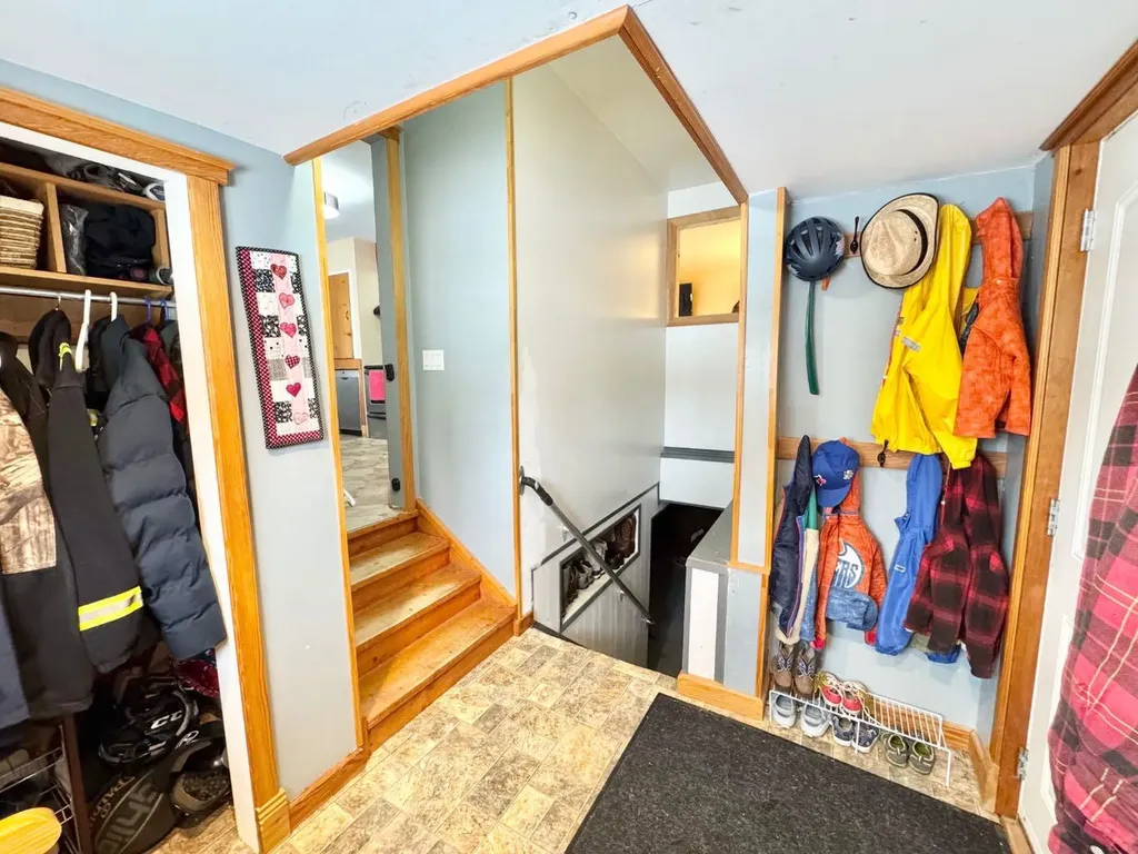 611 4 Avenue Fox Creek AB T0H 1P0