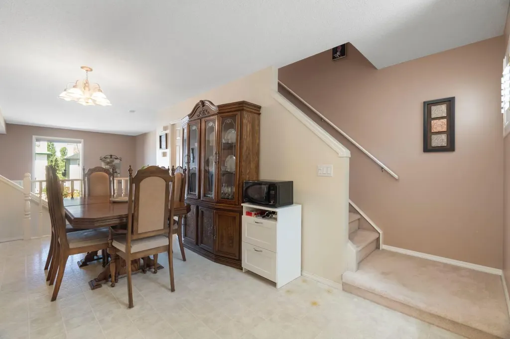 122 Bridlewood Lane SW Calgary AB T2Y3X8