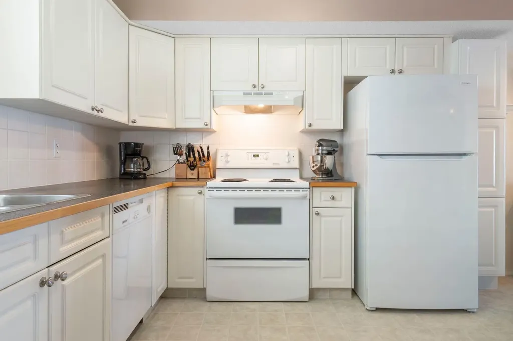 122 Bridlewood Lane SW Calgary AB T2Y3X8