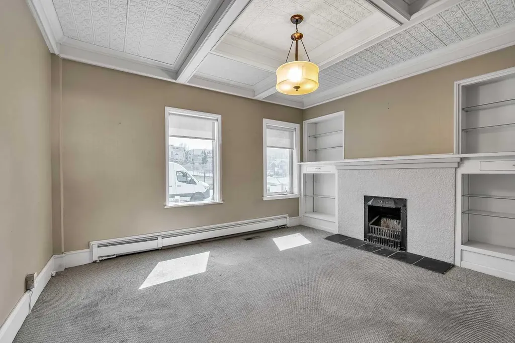 1850 14 Street SW Calgary AB T2T 3S9