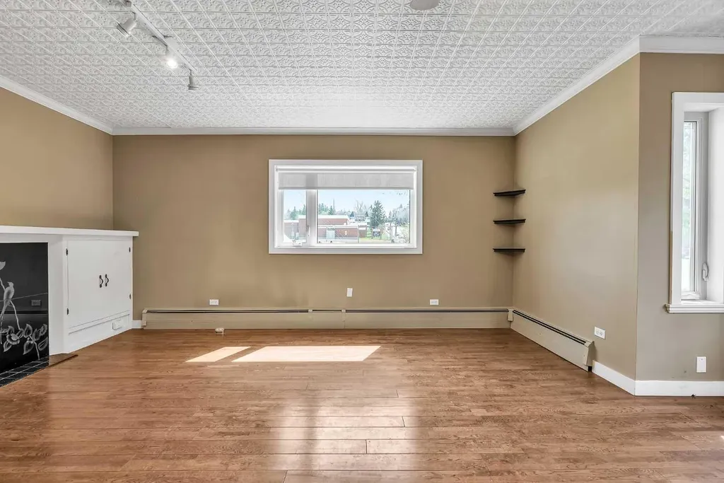 1850 14 Street SW Calgary AB T2T 3S9