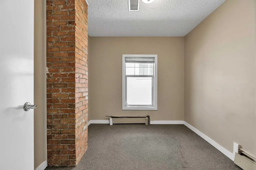 1850 14 Street SW Calgary AB T2T 3S9