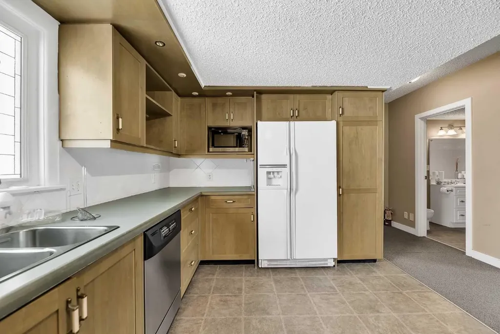 1850 14 Street SW Calgary AB T2T 3S9