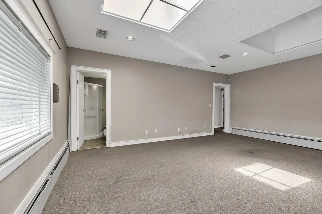 1850 14 Street SW Calgary AB T2T 3S9
