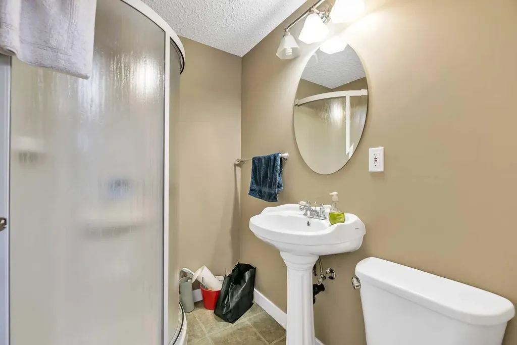 1850 14 Street SW Calgary AB T2T 3S9