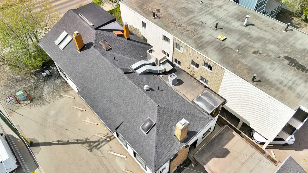 1850 14 Street SW Calgary AB T2T 3S9