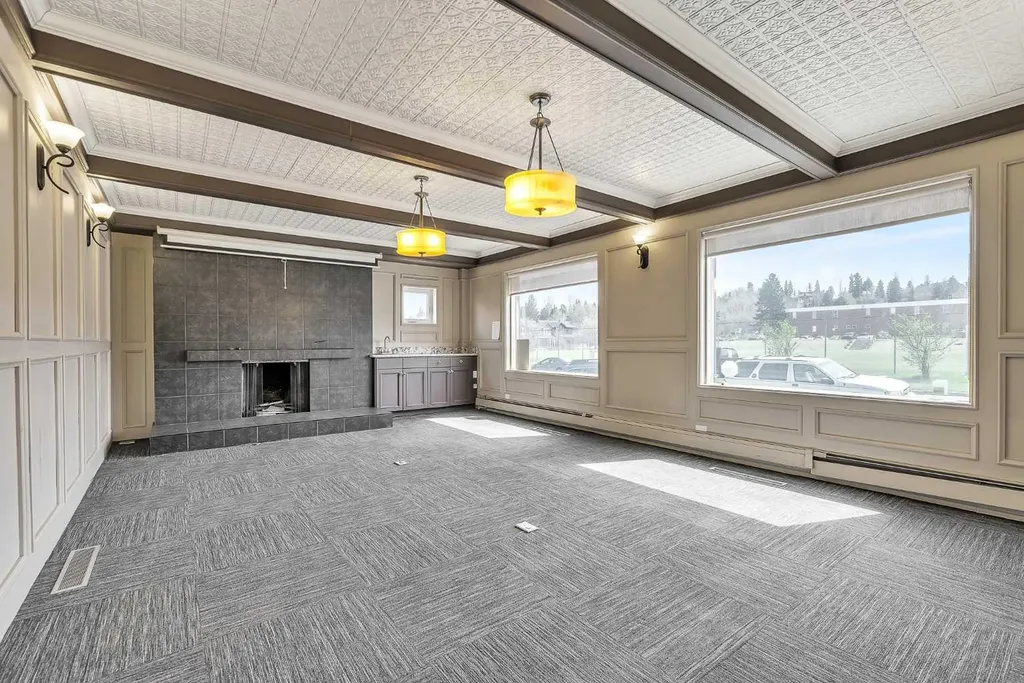 1850 14 Street SW Calgary AB T2T 3S9